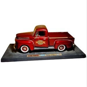 Road Legends 1948 Ford Pickup Truck